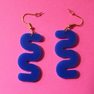handmade acrylic squiggle earrings